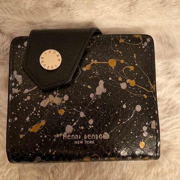 henri bendel Handbags - Henri Bendel wallet NWOT